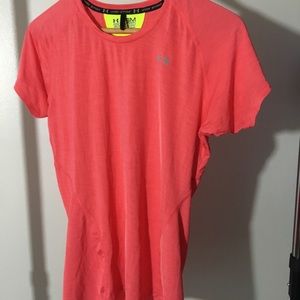 Small Coral Under Armour Heat Gear Semi Fitted Tee